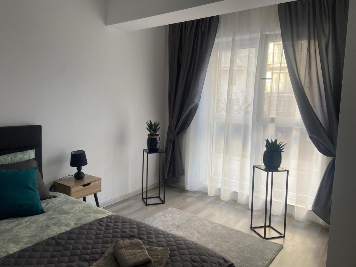 Divany Apartaments - Coresi Mall براشوف المظهر الخارجي الصورة