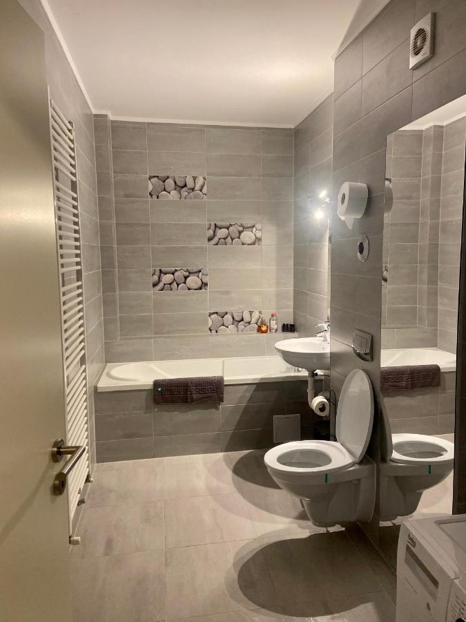Divany Apartaments - Coresi Mall براشوف المظهر الخارجي الصورة