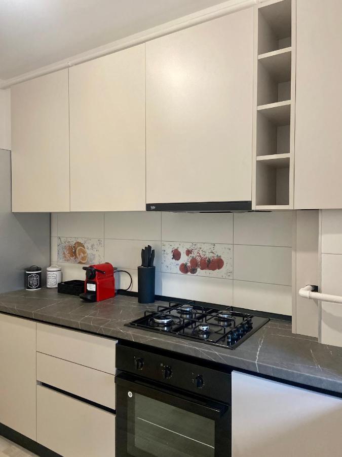 Divany Apartaments - Coresi Mall براشوف المظهر الخارجي الصورة