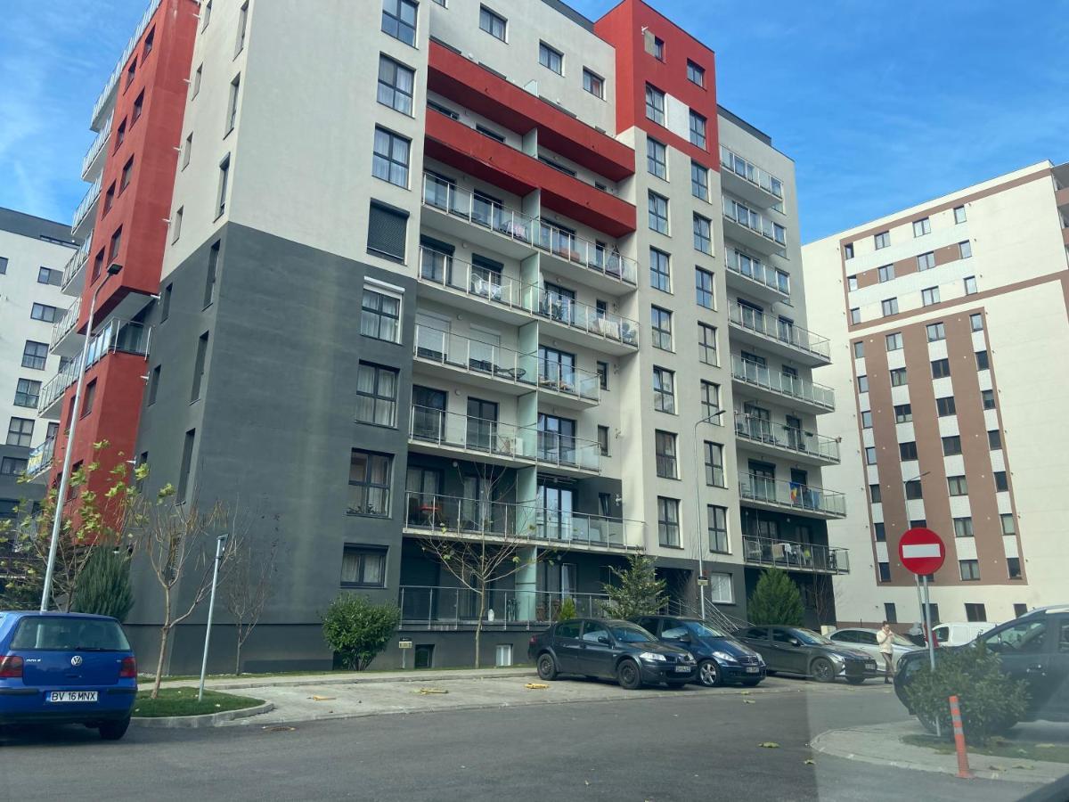 Divany Apartaments - Coresi Mall براشوف المظهر الخارجي الصورة